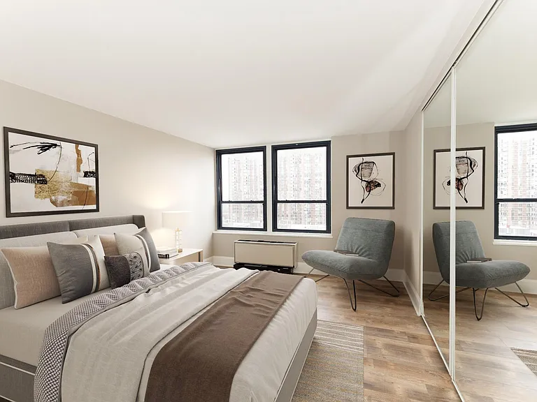 4100 N. Marine Dr. — Photo 15
