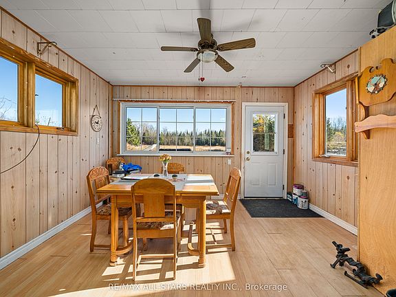 4th image of 3783 Monck Rd