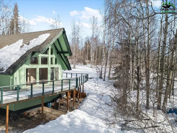 1051 Gilmore Trl, Fairbanks, AK 99712