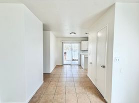 32425 Rancho Vista Dr, Cathedral City, CA