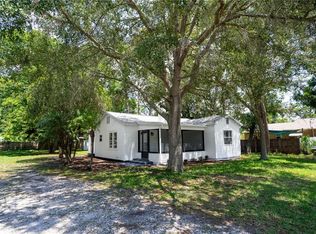 5845 62nd St N, Pinellas Park, FL 33781