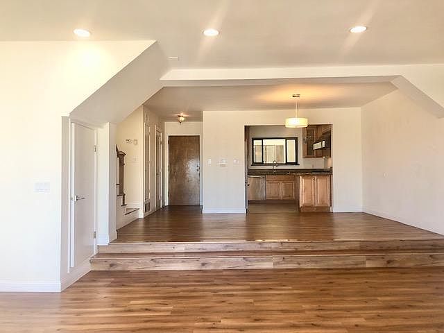 1st image of 974 Greenwich St