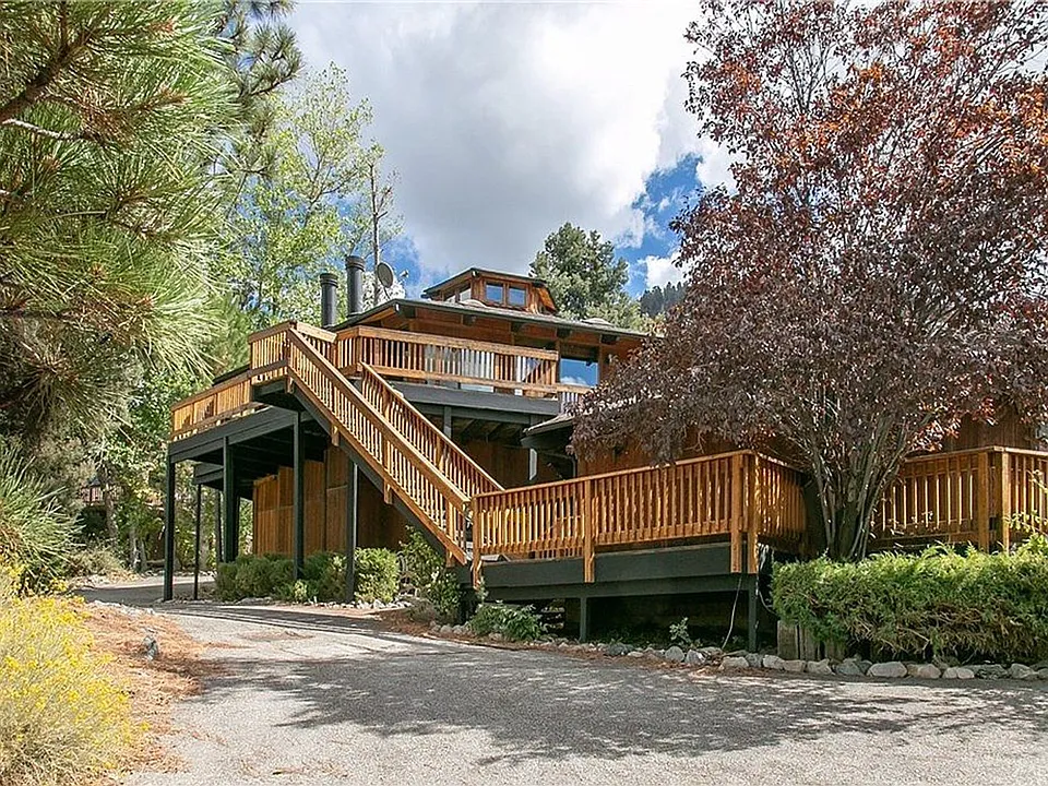 1708 Woodland Dr