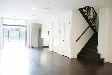 Rented by MNS Marketing