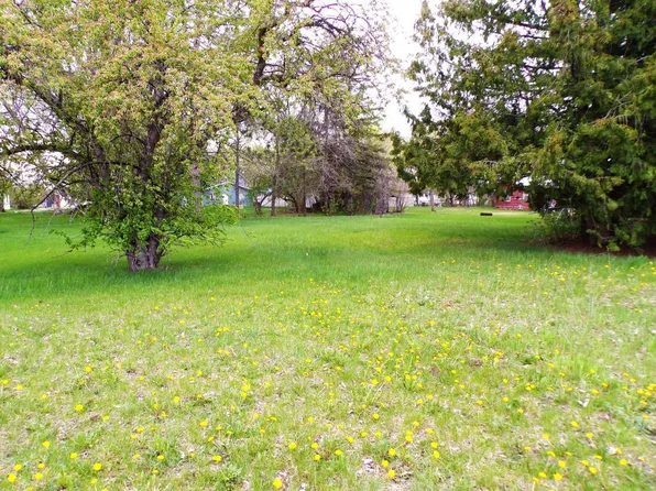 419 7th St NE, Long Prairie, MN 56347