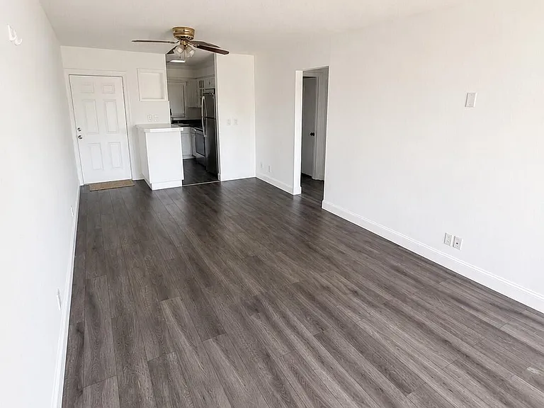 510 Lake Shore Dr #20 — Photo 6