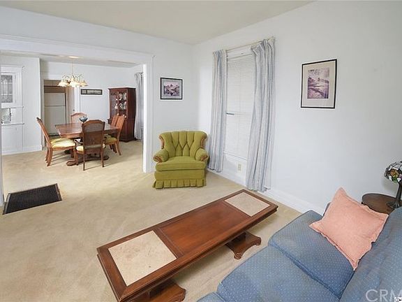 3rd image of 1030 Palm Ave