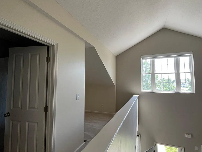 600 White Rock St — Photo 20