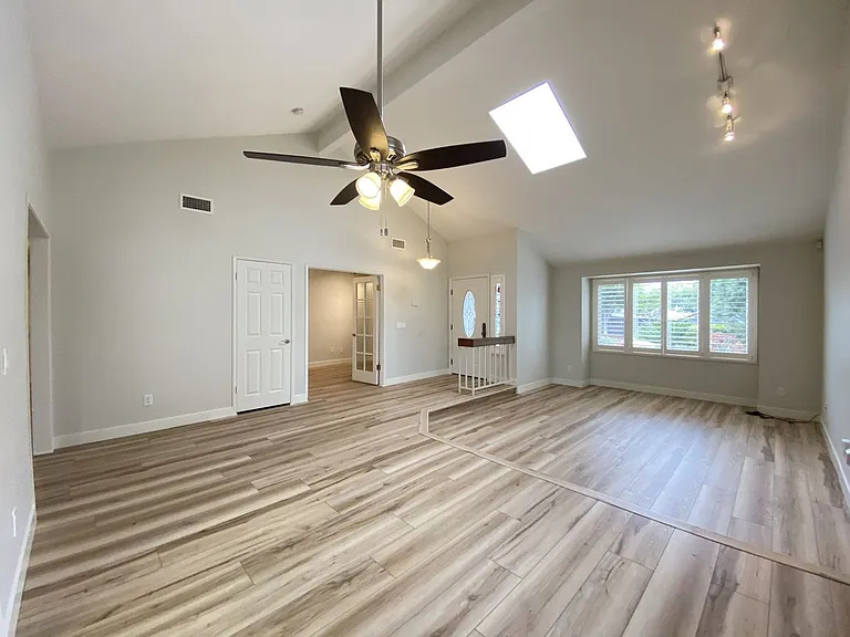 2620 El Aguila Ln — Photo 4