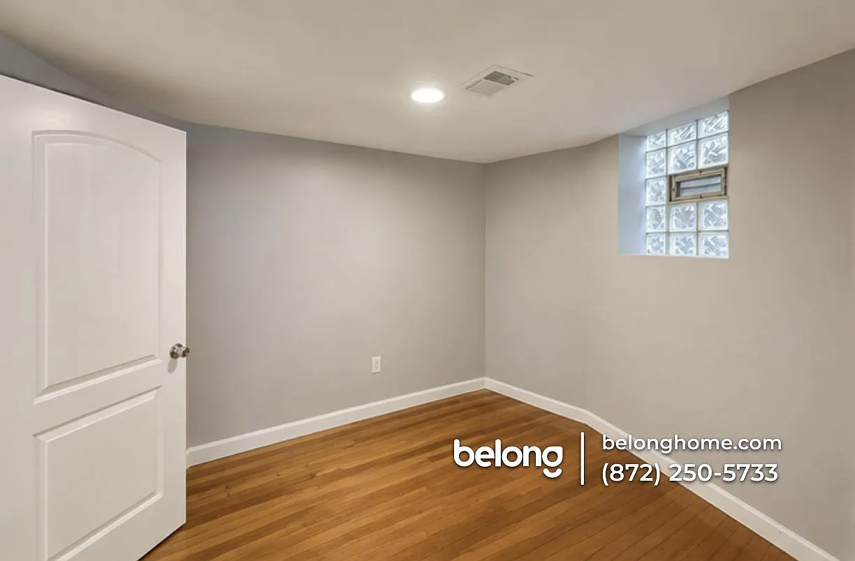4 bed, 3.5 bath, 1667 sqft, $3,095 — Photo 2