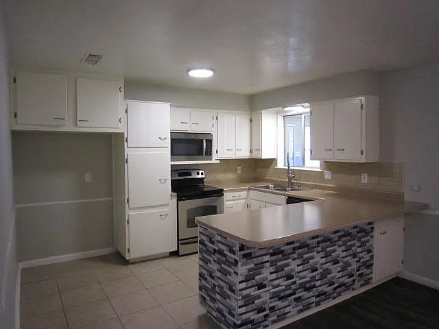 1610 Toplea Dr — Photo 10