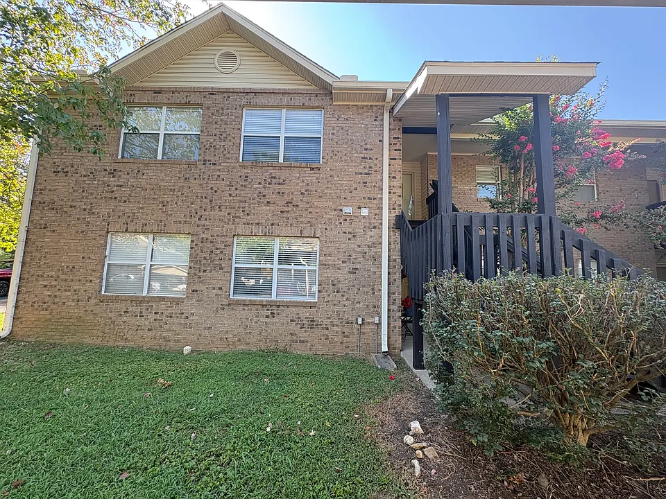 2705 Kennedy Ct