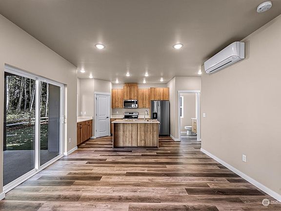 5th image of 2807 Sandwood Ln