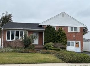 (Undisclosed Address), East Meadow, NY 11554