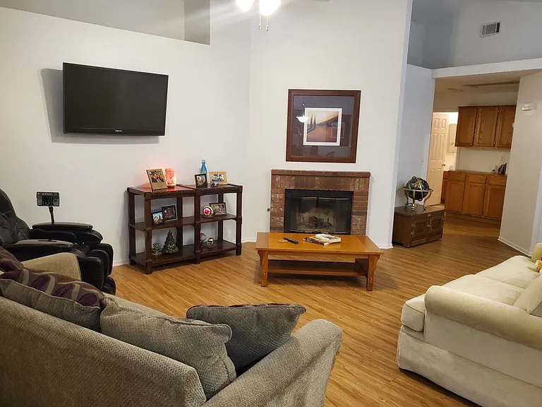 7604 Hidden Bridge Dr — Photo 19