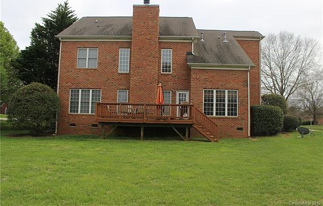 1st image of 6222 Robin Hollow Dr