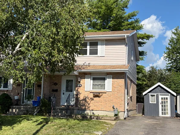 1124 Bittersweet Pl, Kingston, ON K7P 2G9