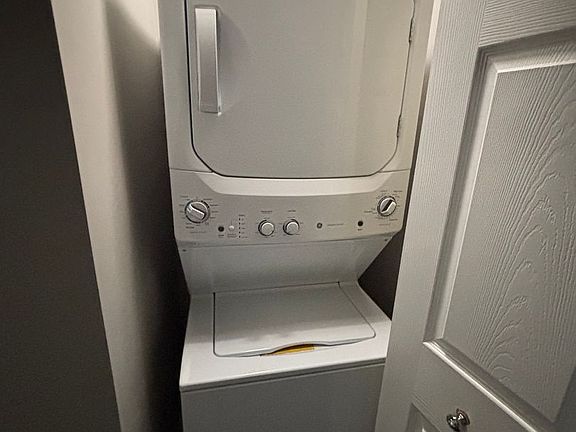 5th image of 2718 N Wilton Ave APT 3