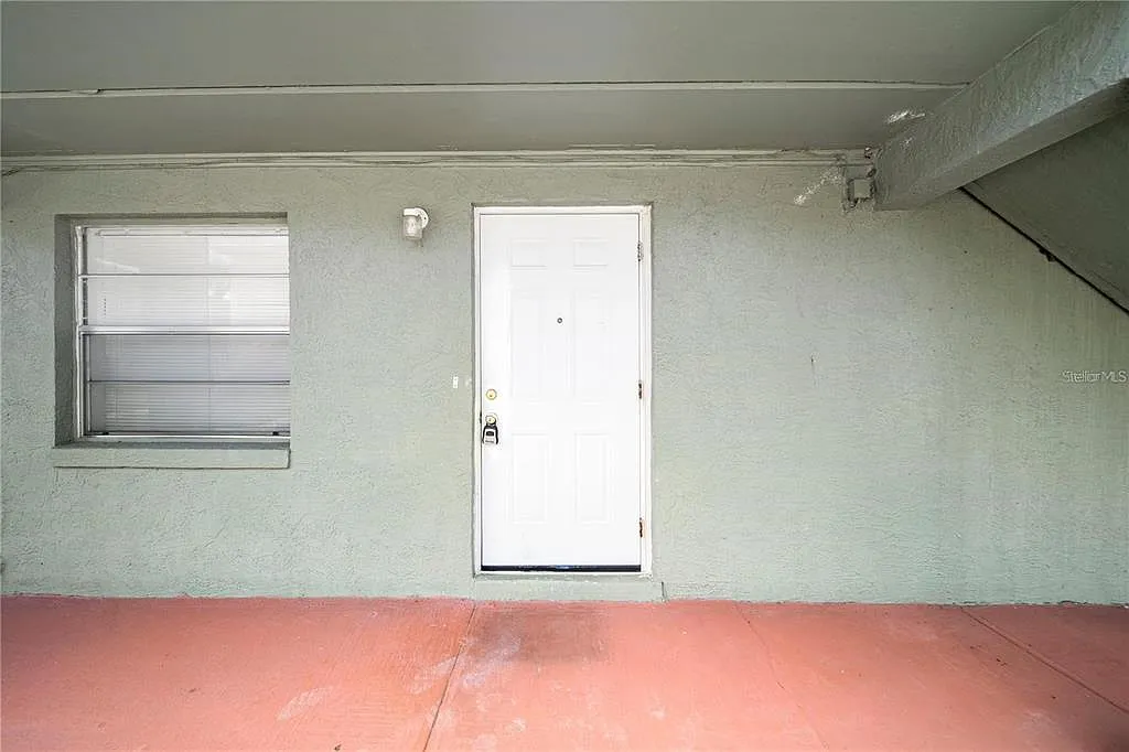 2 bed, 1.0 bath, 784 sqft, $1,350 — Photo 4