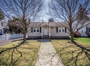 1033 Vincent Ave, Schenectady, NY 12306