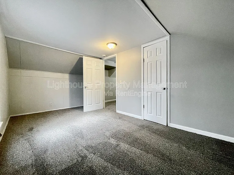 1011 Quarry Ave NW — Photo 16
