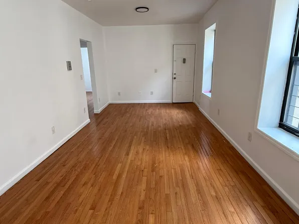 244 S Broadway #3E, Yonkers, NY 10705