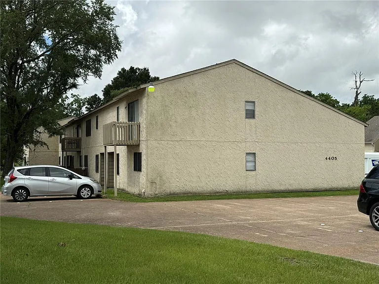 4405 Carter Creek Pkwy #3 — Photo 17