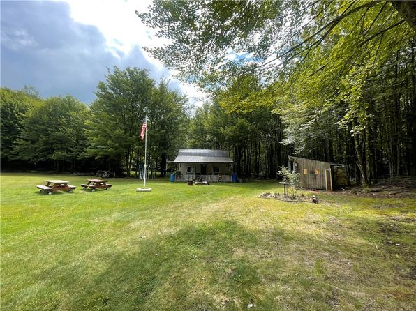 193 Farley Rd, Sherburne, NY 13460
