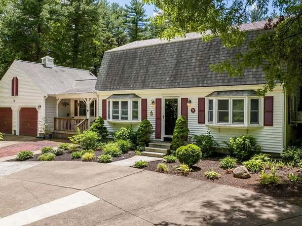 9 Algonquin Way, East Freetown, MA 02717