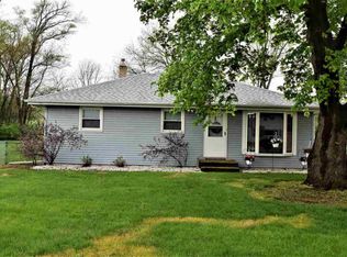 8424 Ravere St, Machesney Park, IL 61115