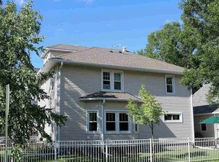 220 Grant St, Buhl, MN 55713