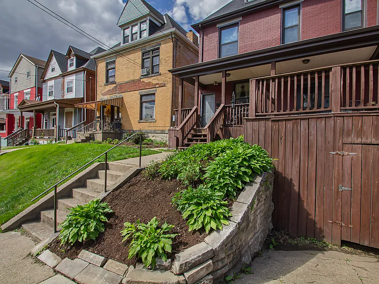 431 Rebecca Ave #2 — Photo 1