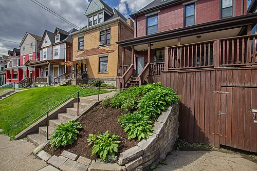 431 Rebecca Ave #2 Photo 1