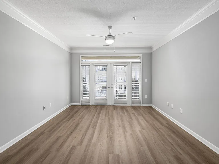 Oberlin Court Apartments — Photo 30