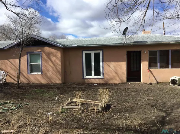 207 Pine Ave, Gallup, NM 87301