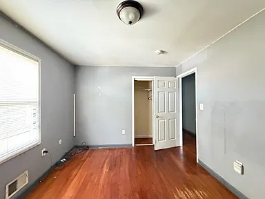 94 Winfield Ave #1 — photo 5 of 7