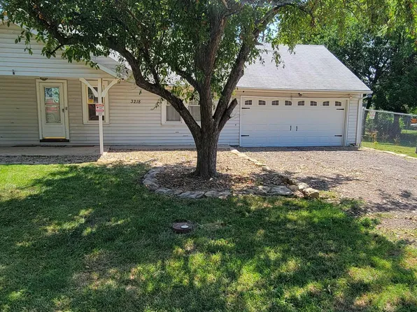3218 SE Keystone Ave, Topeka, KS 66605