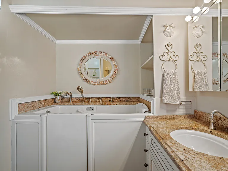 24262 Cabrillo St — Photo 14