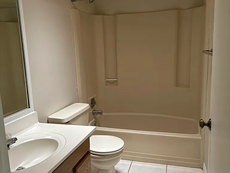 5550 Decatur St — Photo 8