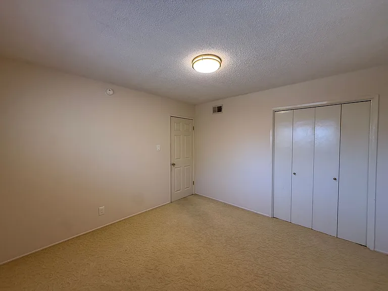 735 Patterson Rd — Photo 29