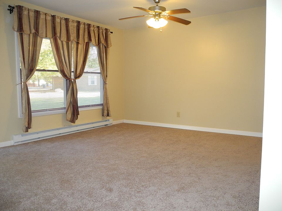 1st image of 108 Kim St APT 2