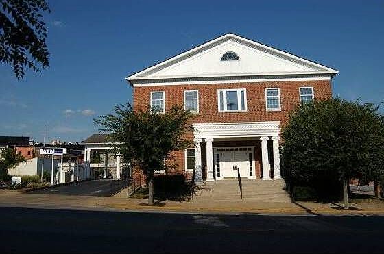1st image of 35 S Bank St