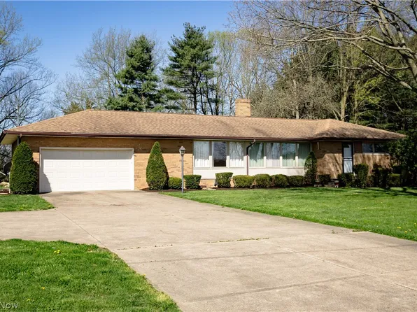 775 Paris Ave SE, Paris, OH 44669