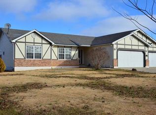12849 Paw Paw Rd, Fletcher, MO 63030