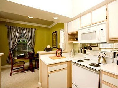 4th image of 13050 Champions Park Dr #246