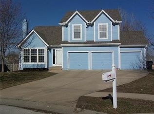 12136 S Sagebrush Dr, Olathe, KS 66061