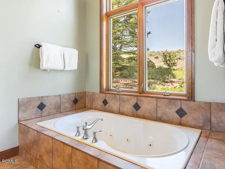 2780 Gallivan Loop #32 — Photo 15