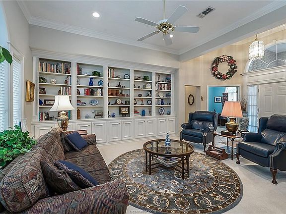 2nd image of 4900 Inglewood Ct