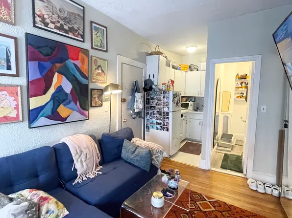 35 Anderson St #3, Boston, MA 02114