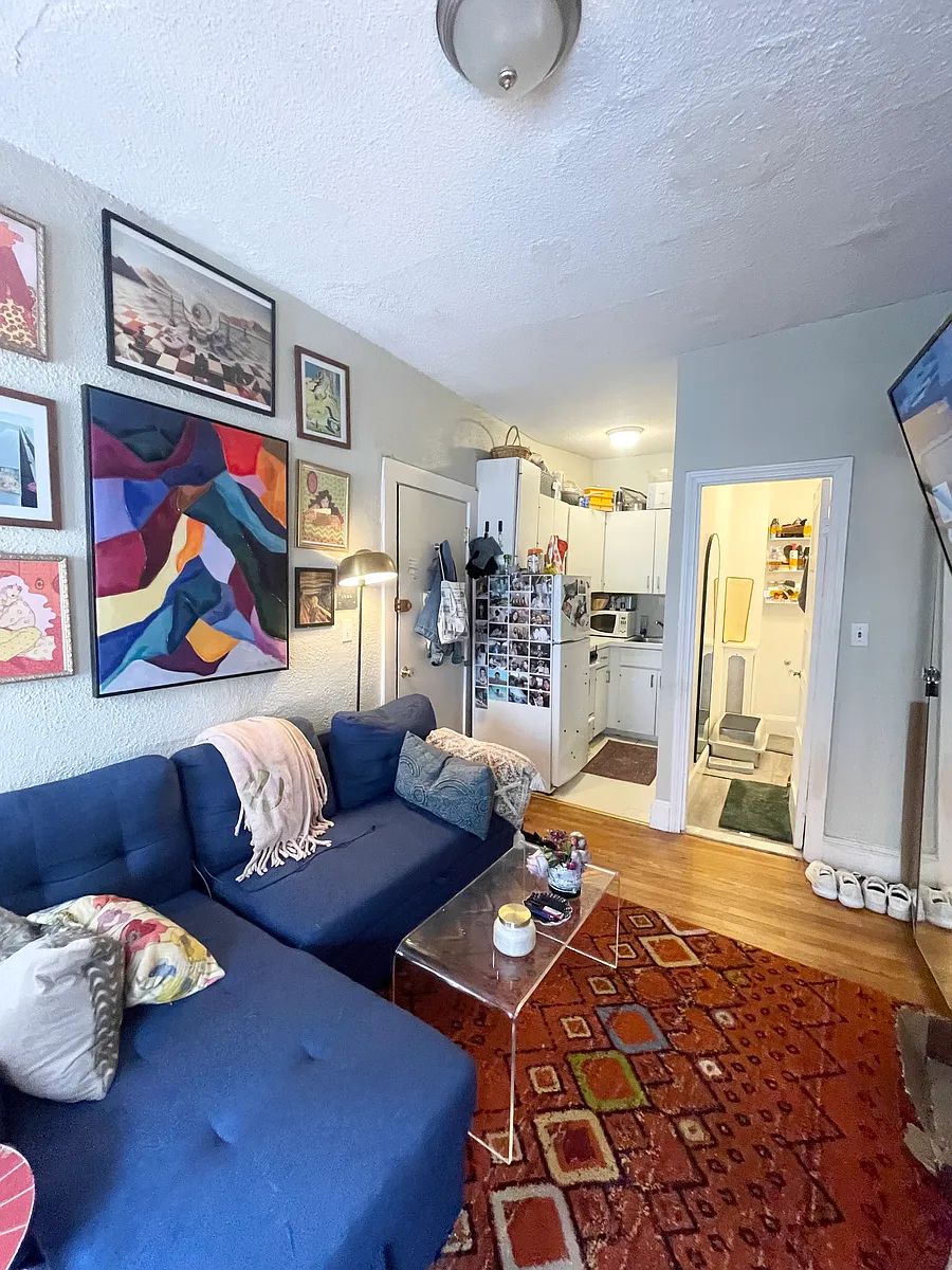 Building Photo - 35 Anderson St #3